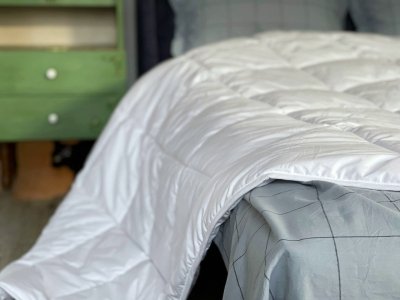 одеяло merino (200 × 220, шерсть мериноса, 300 гр/м2., 100 % хлопок, пуходержащий тик )